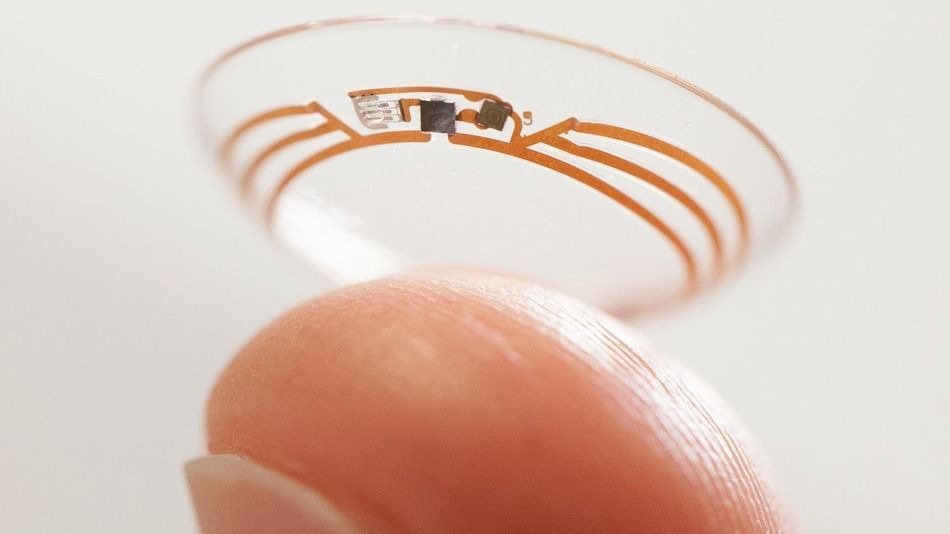 MarchMutual's tweet photo. Samsung patents #smart contact #lenses with a built-in camera - https://t.co/gb3GdQu2t8. https://t.co/9ZOsbeHlp8