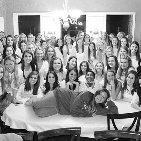 OSU_BodyImage3D's tweet photo. #wcw to all new membs! We're so happy to have you&see what you bring to the sisterhood π #YouHadMeAtDelta #osupha https://t.co/FTWpLT3REA