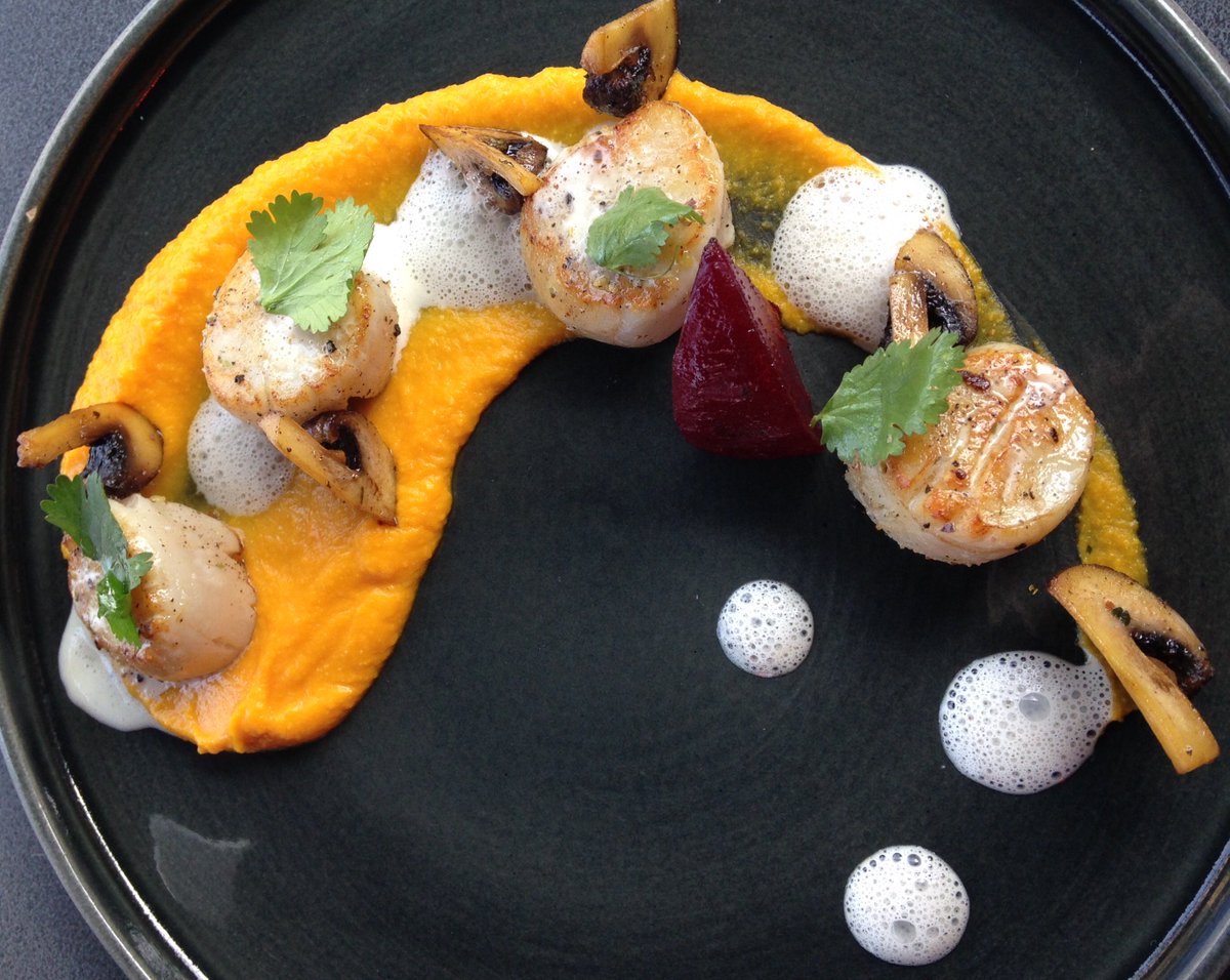 Le Guide Michelin On Twitter Du Bateau A L Assiette Tout Est