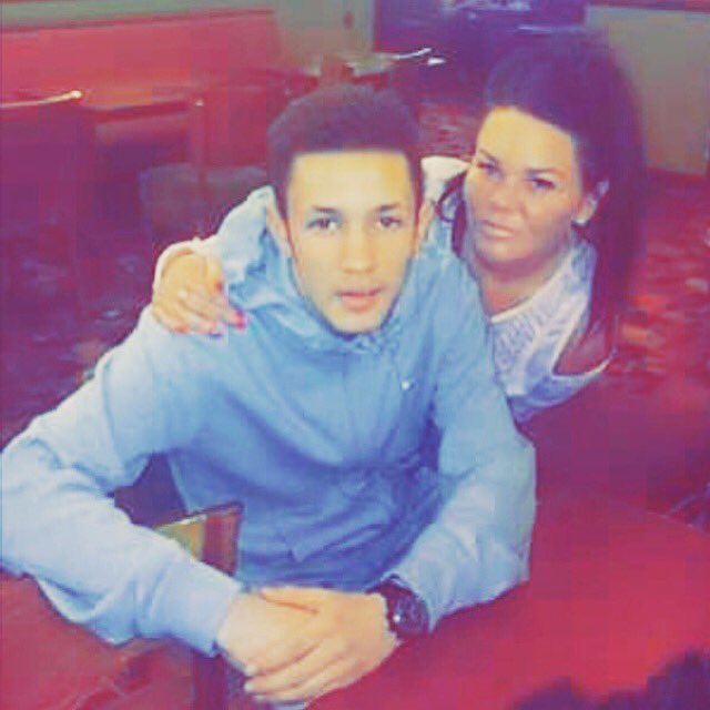 hch1234's tweet photo. Mums love ❤️ https://t.co/6MAVN42LzH