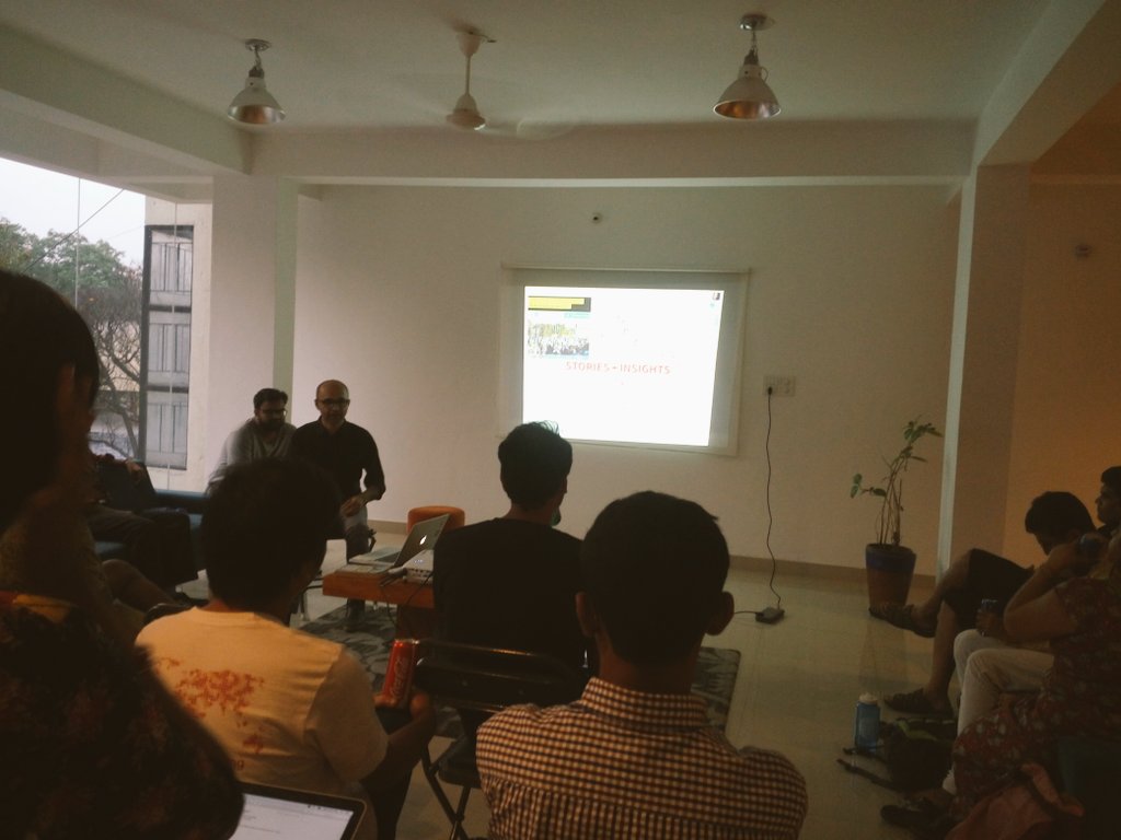 <a href="/Geo_BLR/">GeoBLR</a> underway with @voybhav conversing about story telling with maps!