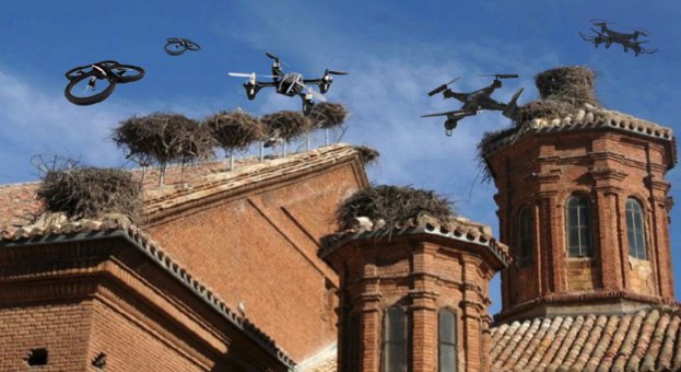 elmundotoday's tweet photo. Los drones empiezan a hacer nidos en los tejados de las iglesias: https://t.co/C2XQ0dQT6S https://t.co/xJj0CcSxw2