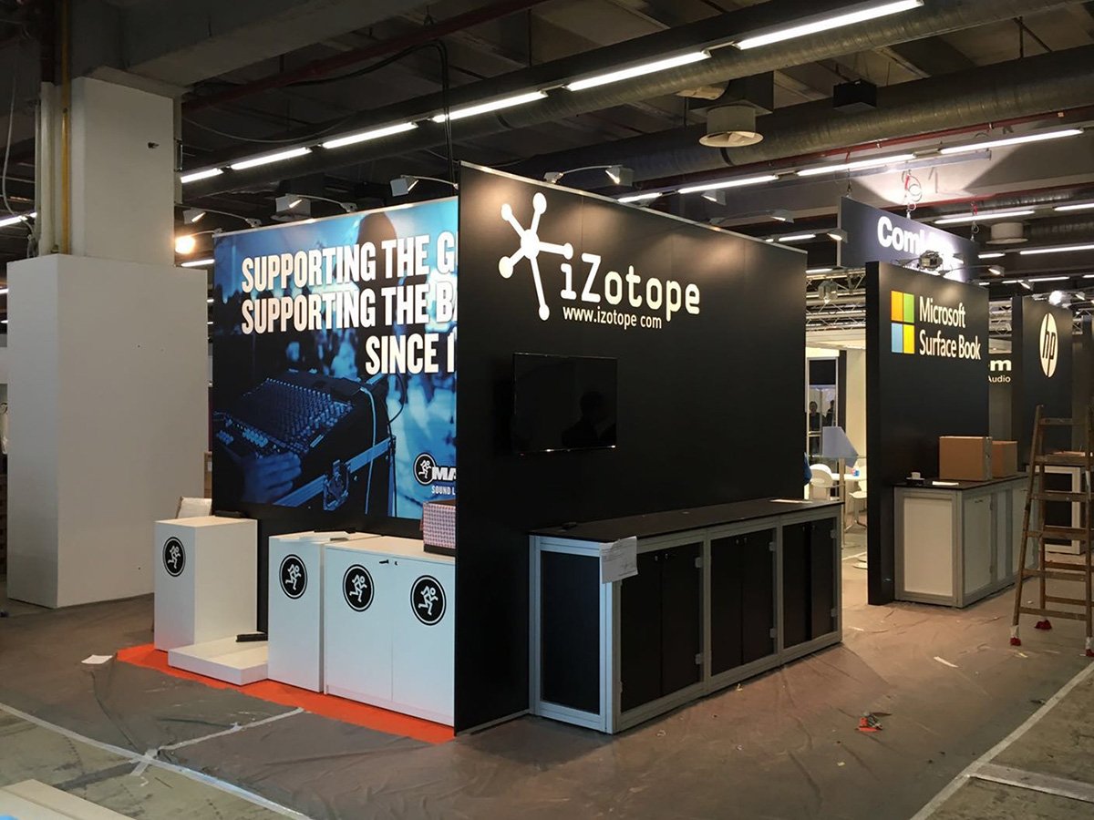ComLineTeam's tweet photo. Ob das bis morgen alles fertig wird??? Überzeugt Euch selbst » Halle 9.1 | Stand B41 #musikmesse2016 https://t.co/66E15qlEFr