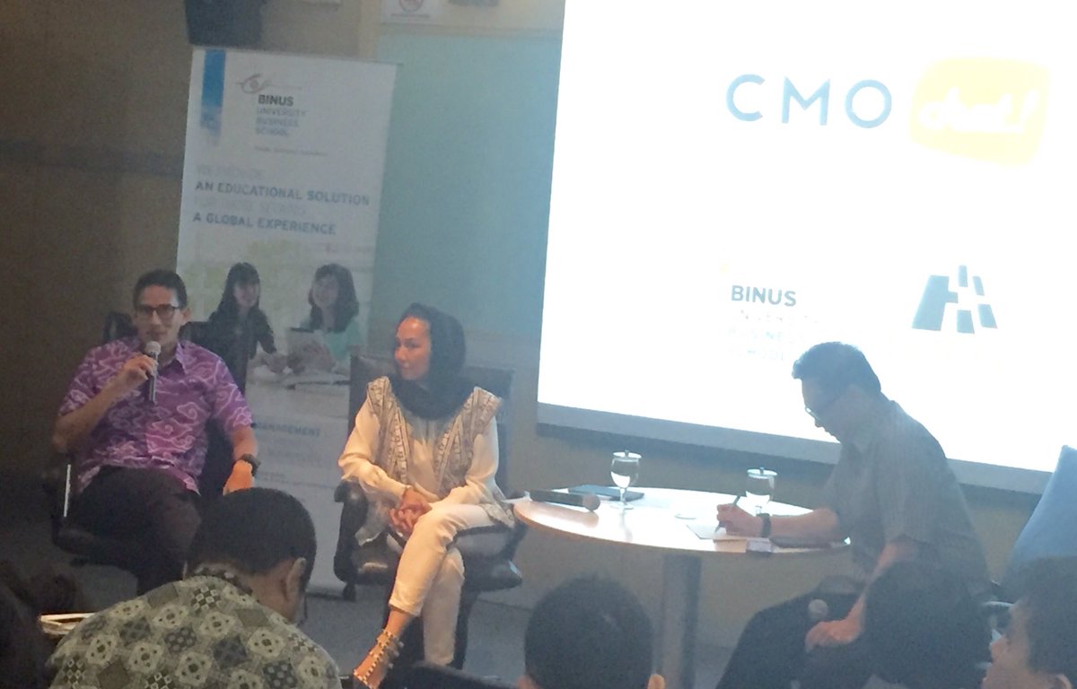 Gmontadaro's tweet photo. Pak @sandiuno is on stage now explaining how kadin can support SME with digital technology https://t.co/gYh69LLNGO