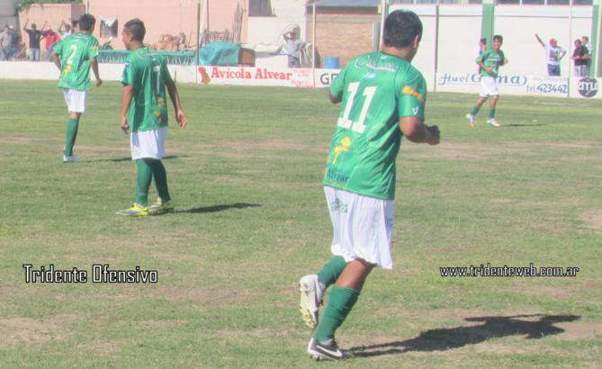 CLUB SOCIAL Y ATLÉTICO FERRO CARRIL OESTE (INT. ALVEAR)