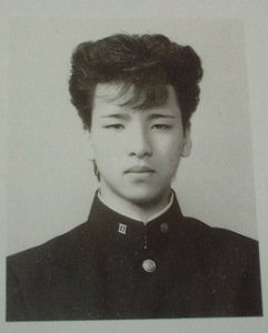 YOSHIKIの卒アル写真超いいな