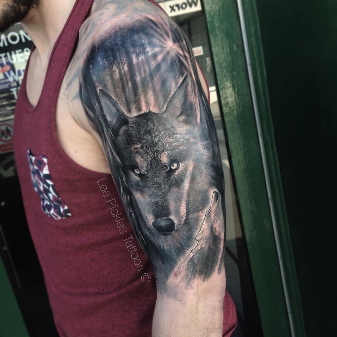 8 Beautiful Wolf Tattoos and What They Mean  Wolvestuff