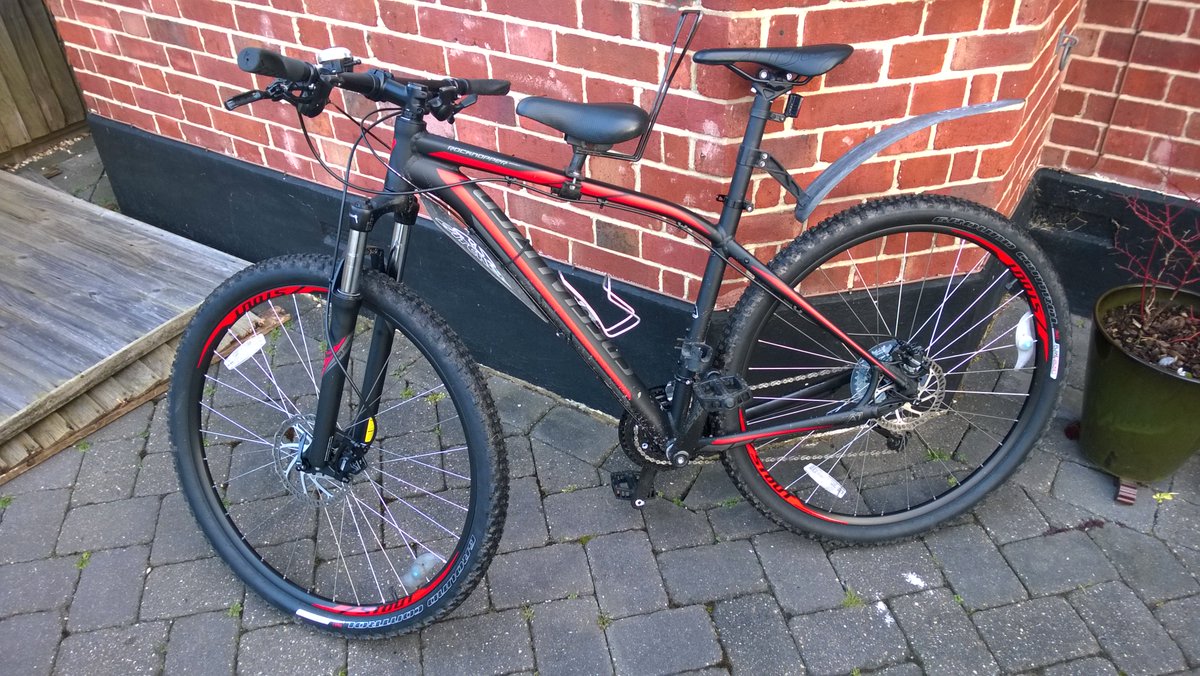 specialized rockhopper red and black