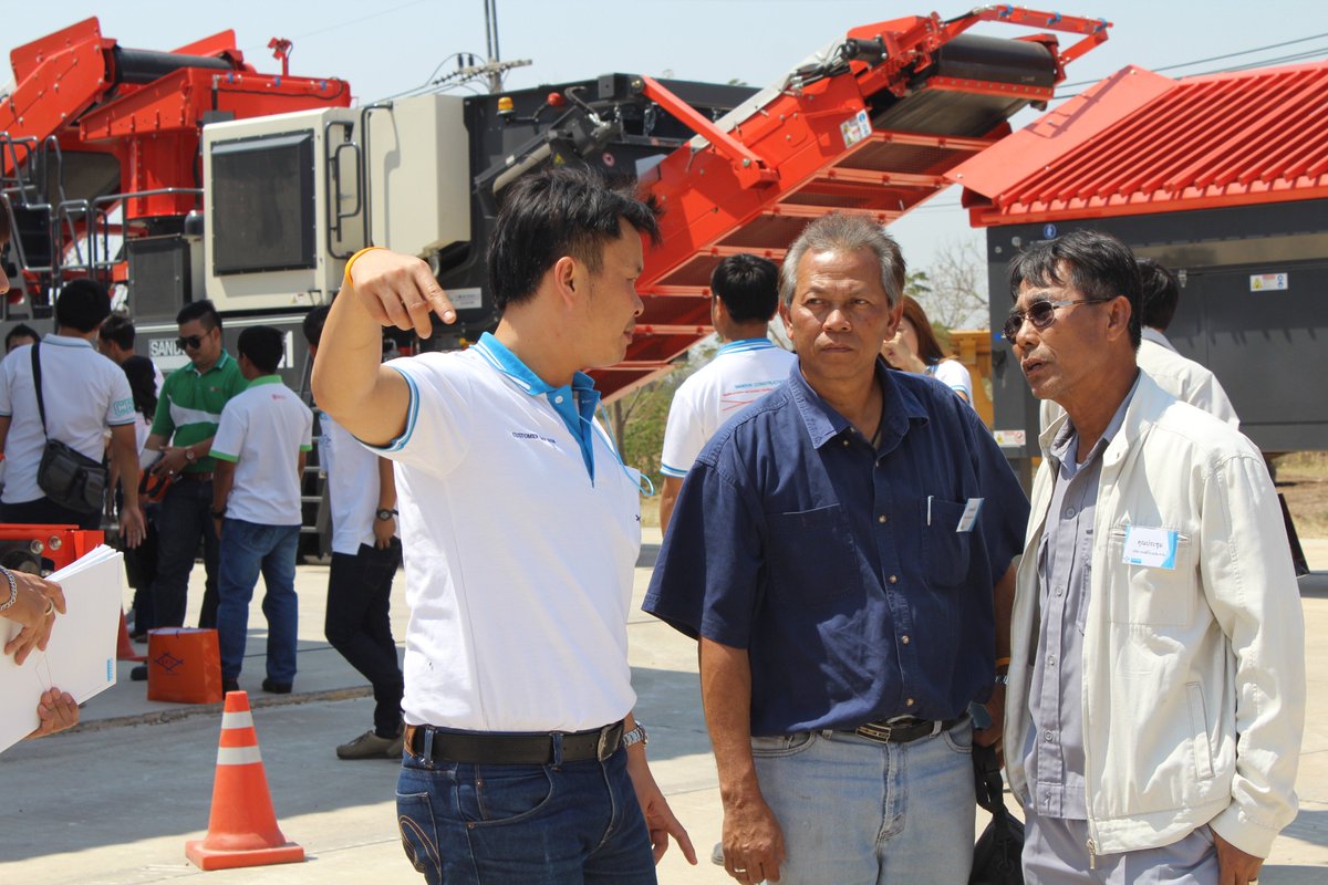 sandvikmobiles's tweet photo. Thai customer day focuses on local customer solutions #PVMining #Sandvik. Read more: https://t.co/6RQdJeqLRB https://t.co/p3zyvGDUlF