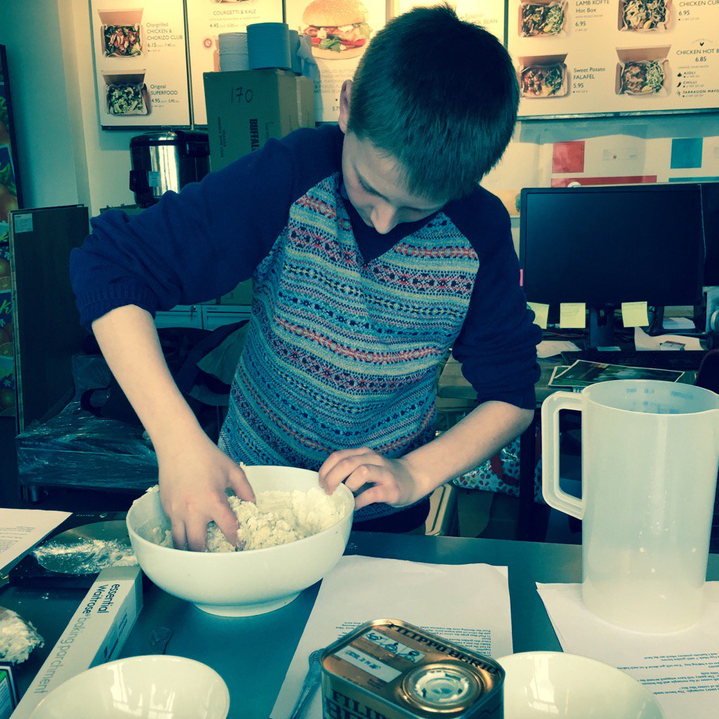 JohnV_LEON's tweet photo. Christopher aka @JammyBakers who has won @leonrestaurants #Cook5. Teaching us a thing or two. https://t.co/lu3RmnP29g