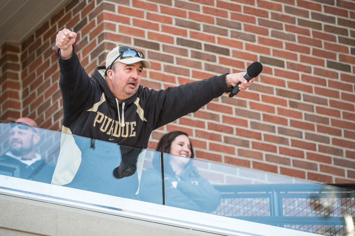 PurdueSoftball's tweet photo. Thanks again to @PianoManBruce for sparking our rally yesterday with his Take Me Out to the Ballgame rendition. https://t.co/i0Fl6ZpDMR