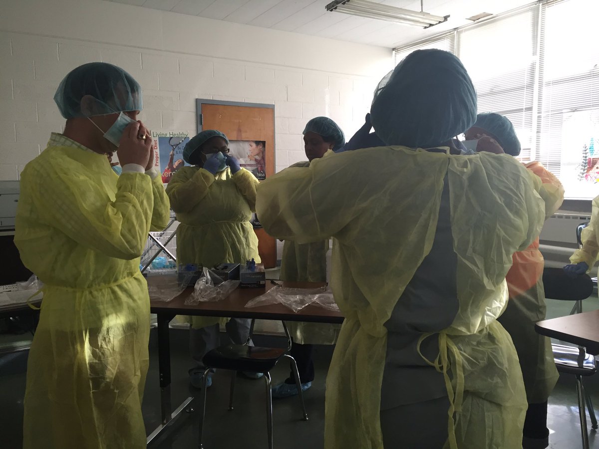 pdsouthard's tweet photo. #jfkpharmtech #jfklearns https://t.co/iUOnjUabV3