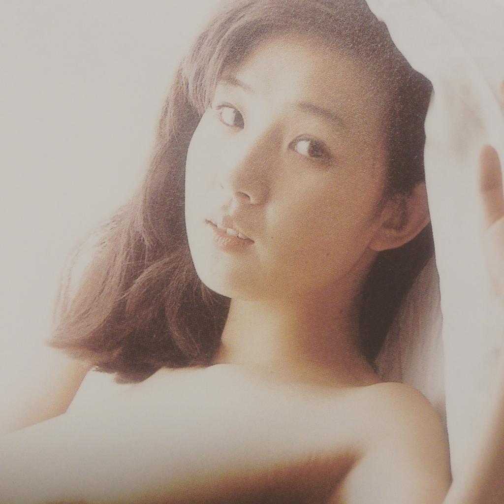 ヒトリカンケイ No Twitter 日曜は秋吉久美子さんの写真集 1973 Nude のサイン会へと ブログによると ホントはお茶目 そうな人には アルファベット でコメントいただいたんですが が逆な秋吉さんがひたすらお茶目すぎる T Co Jl7ow7lgnp ヒトリカンケイ No Twitter 日曜は秋吉久美子さんの写真集 1973 Nude のサイン会へと ブログによると ホントはお茶目 そうな人には アルファベット でコメントいただいたんですが が逆な秋吉さんがひたすらお茶目すぎる T Co Jl7ow7lgnp