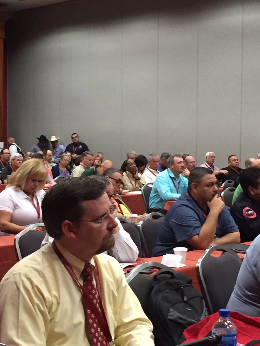 tonypena16's tweet photo. Region 3 & 6 meeting #temc16 #TEMC2016 https://t.co/A77EshUIle