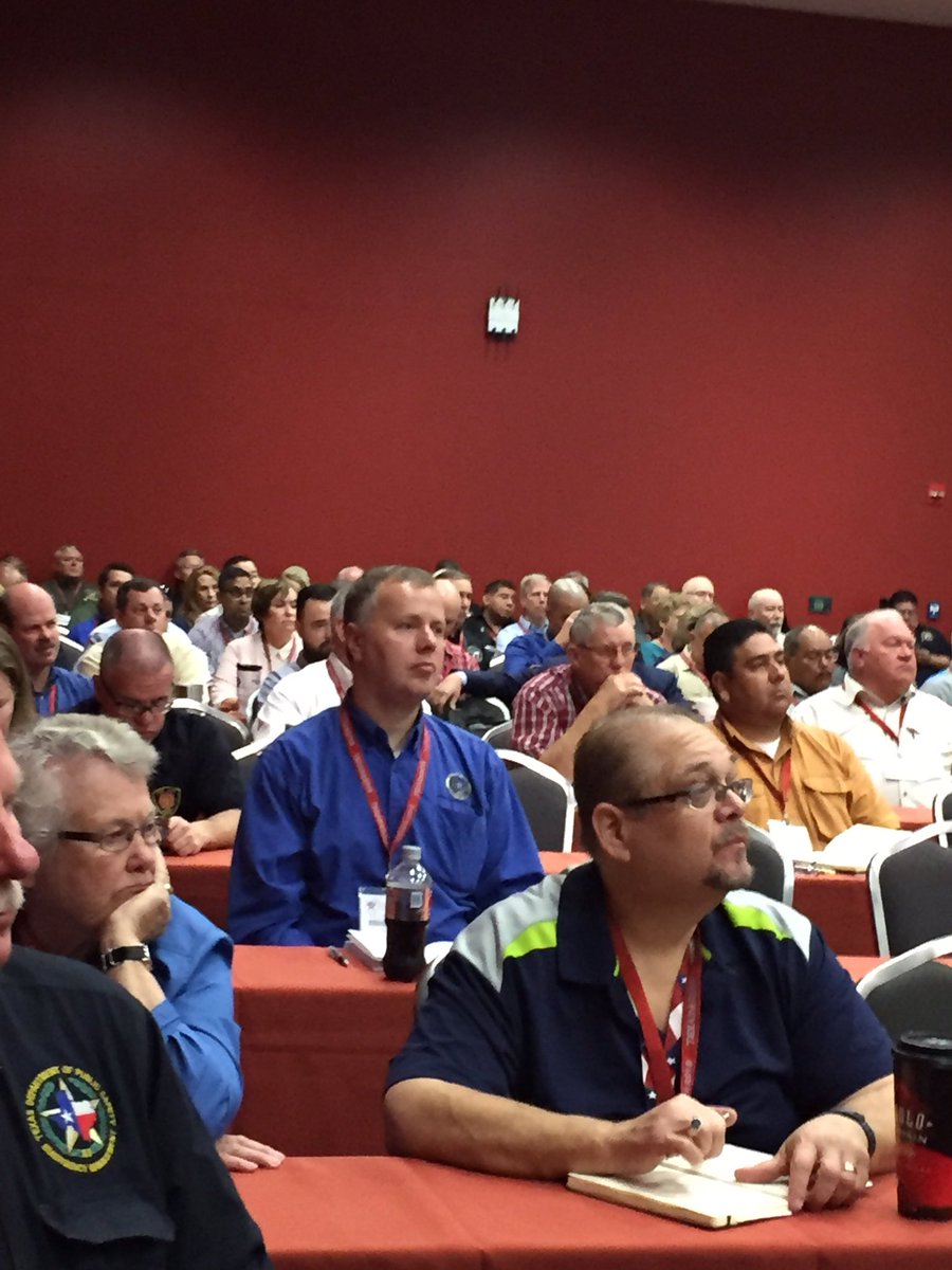 tonypena16's tweet photo. Region 3 & 6 meeting #temc16 #TEMC2016 https://t.co/A77EshUIle