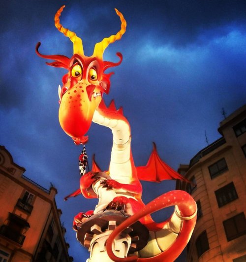 AnisTenis's tweet photo. Os dejamos una reflexión sobre las @CordobaenFallas...¡Tenemos mucho que mostrar al mundo! https://t.co/QUEJwrmtOk https://t.co/tutAFfdsh0