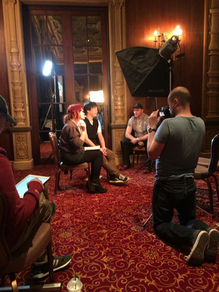 Watch @PlayStationUK cast haste for one of the fastest interviews at #UncoveredFFXV
--> youtu.be/7fACw0LnW0k