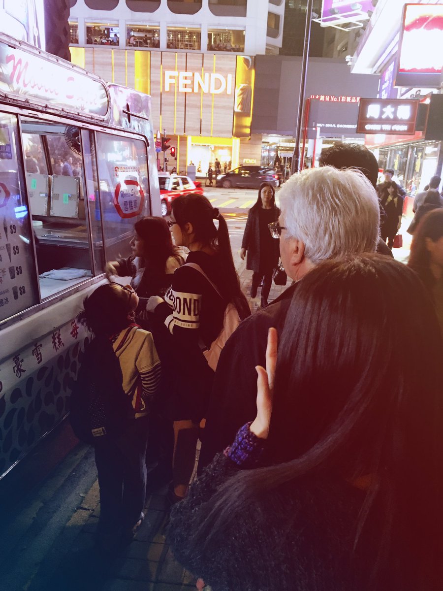 Henryfanjun's tweet photo. Famous foods or snacks are a "logo" of the city. #emotionalcity#SM6305 https://t.co/KU9QMI04hW