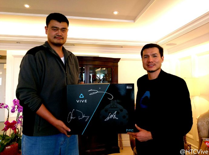 CherWang's tweet image. Congratulations to Yao Ming, inducted to the NBA Hall of Fame. Enjoy the Vive! @htcvive 

weibo.com/5785544876/Dpy…