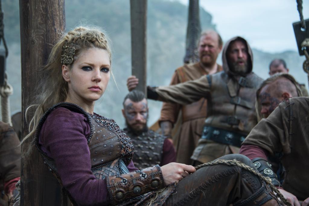BloodaxeOnPrime's tweet photo. Earl Ingstad, how can we serve you? #Vikings @KatherynWinnick https://t.co/FhLmlklFqx