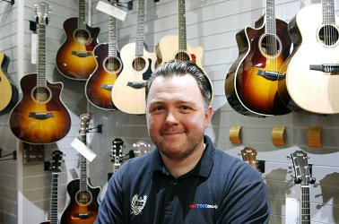 Deverill_IT's tweet photo. Read how Office 365 helped turned a small music store into a thriving European business https://t.co/YdRVAySdeZ https://t.co/XoUtjxZlhU