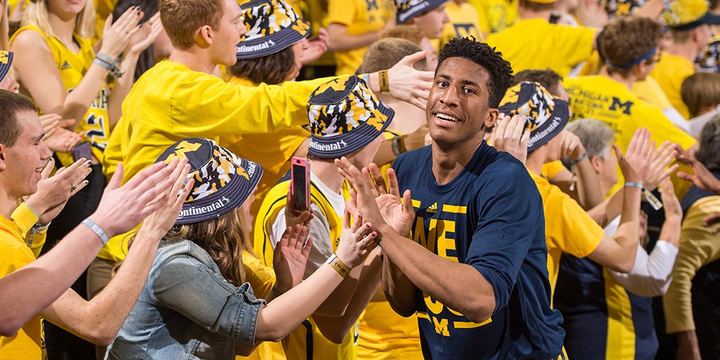 umichbball tweet picture
