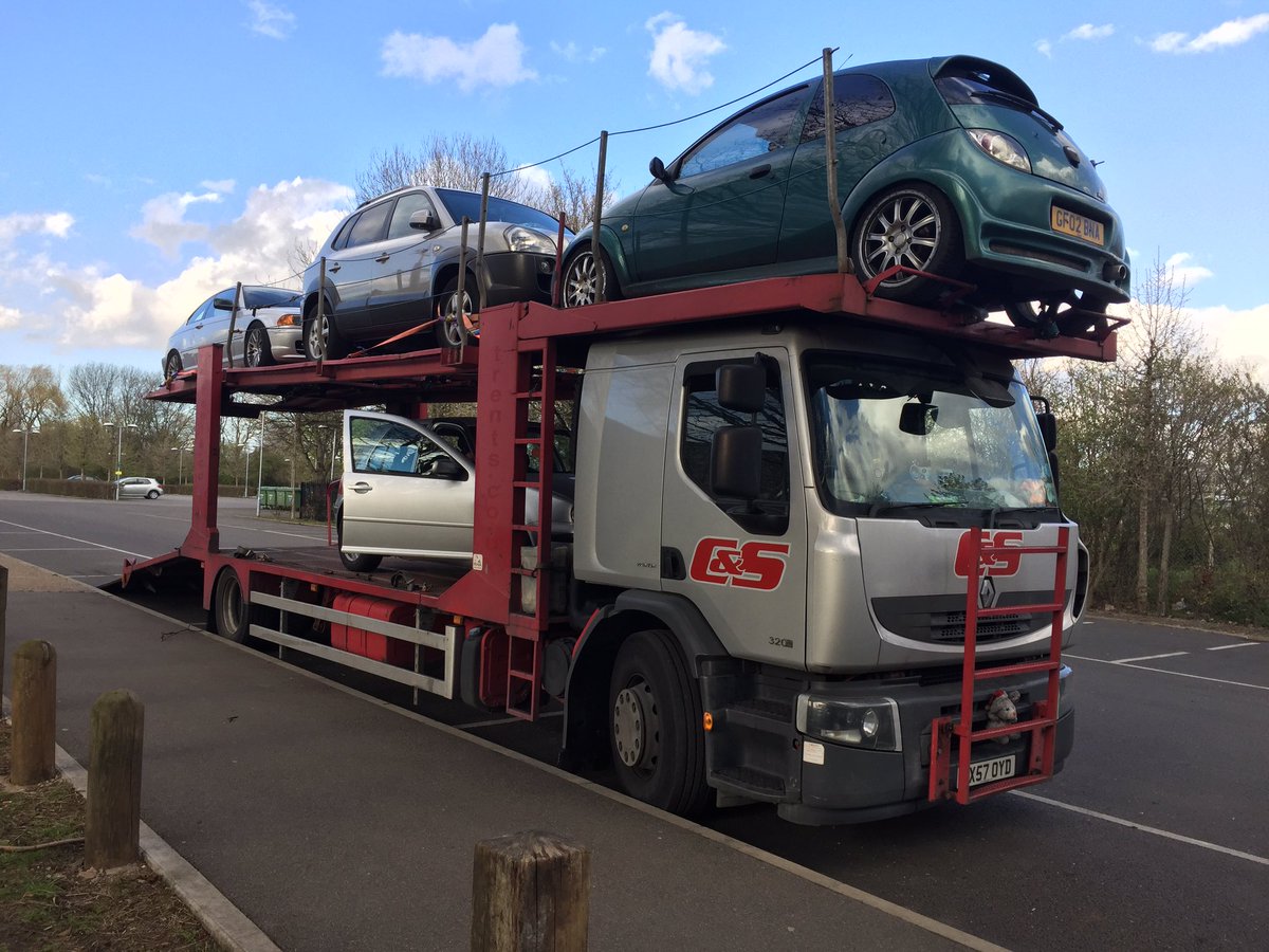 MPSHackney's tweet image. Just a selection of the seizures from todays #OpCubo #GDSTT @MPSRTPC