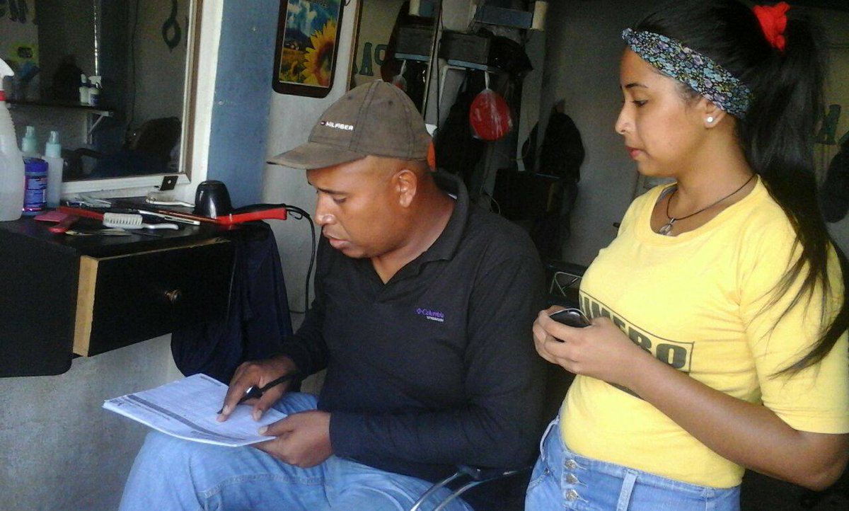 defendamos_SJDG's tweet photo. #YoRevoco activados con el revocatorio todos los días desde Guanipa  Anzoátegui @AndreaValera @Rolexp @CHEONASSAR https://t.co/ezkoDTuo0a