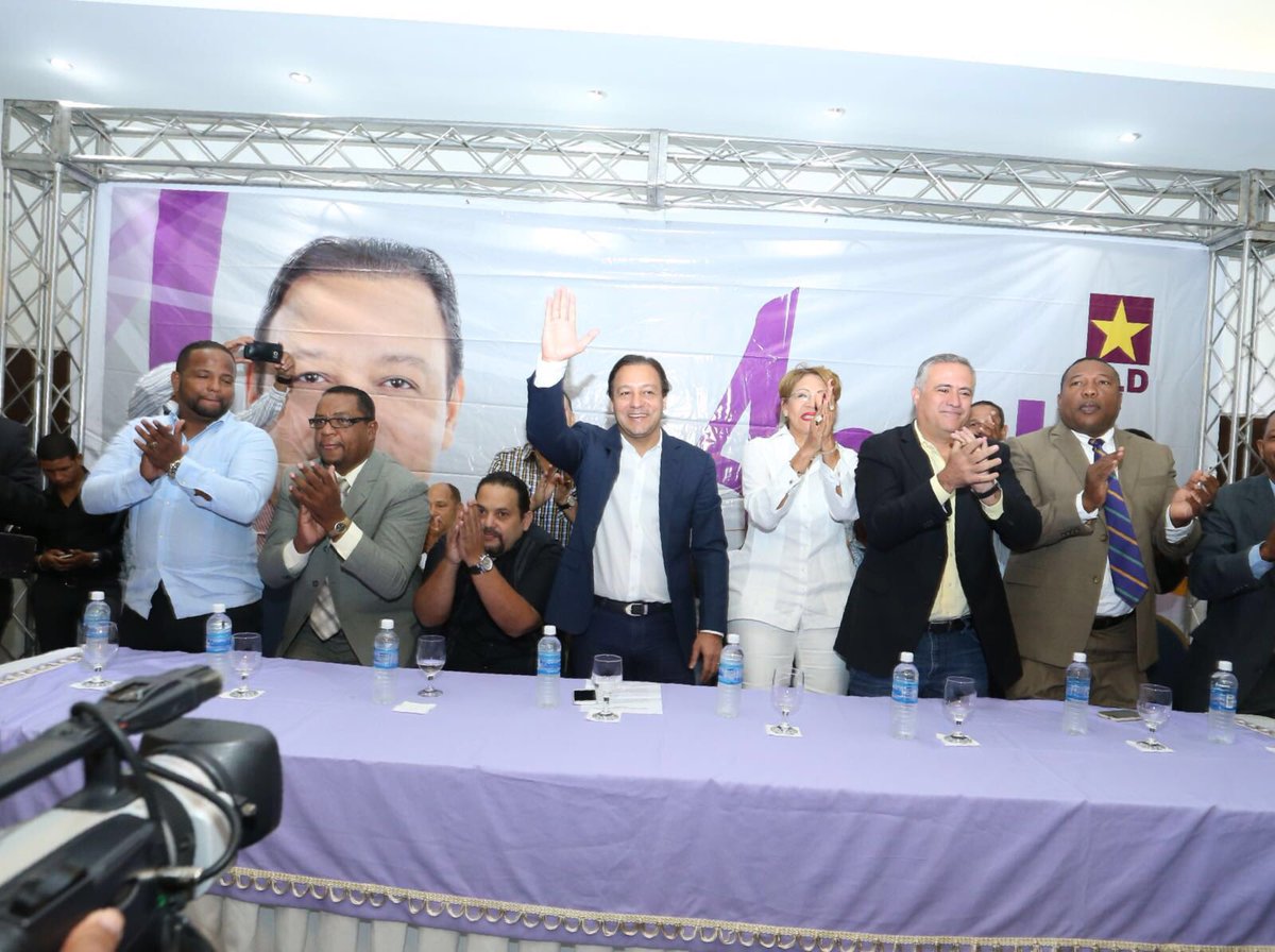 Abelistas's tweet photo. REGIDOR Y PRE-CANDITADOS A REGIDORES DEL PRM PASAN A APOYAR CANDITADURA ALCALDE DE @AbelMartinezD https://t.co/xIIHHTUuAe