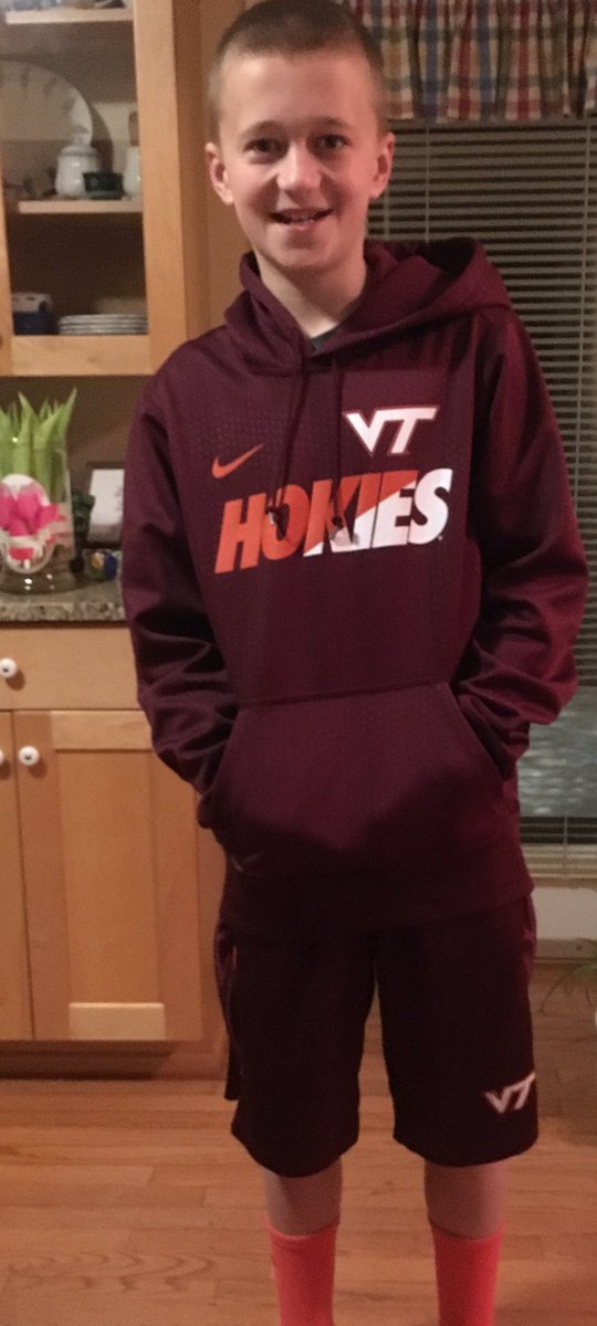 ScooterD's tweet photo. When you visit @TJMonticello for @BMSTitans 6th grade field trip, this is #howyouroll #Hokies! ๐ฏ๐๐ผ๐ฅ https://t.co/bqQAL3Jgpa