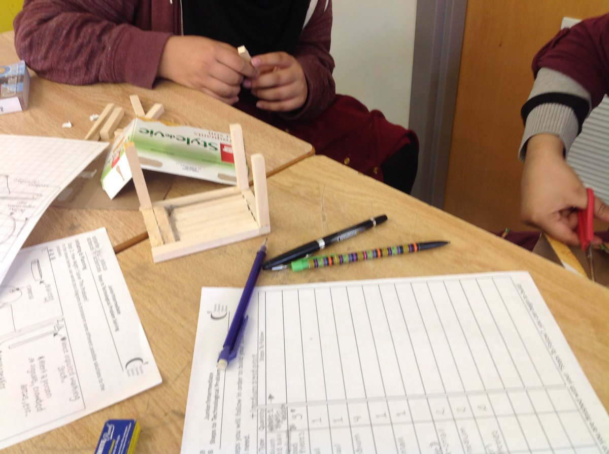 fayzaprebtani's tweet photo. How might we help the blind feel included Build a robotic guide animal #emoathy @TDSB_STEM @ChastyJohn @KPCabrera https://t.co/zpZx8zQeMk