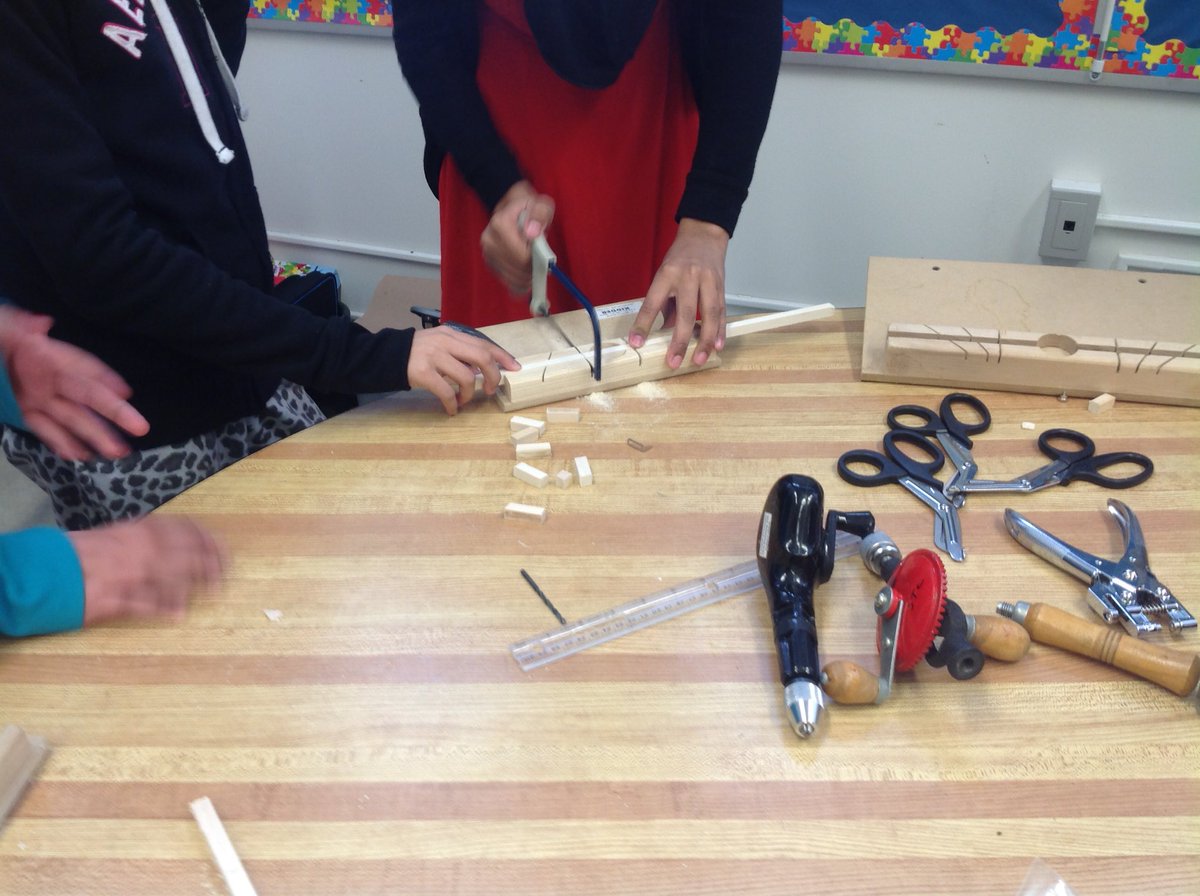 fayzaprebtani's tweet photo. How might we help the blind feel included Build a robotic guide animal #emoathy @TDSB_STEM @ChastyJohn @KPCabrera https://t.co/zpZx8zQeMk