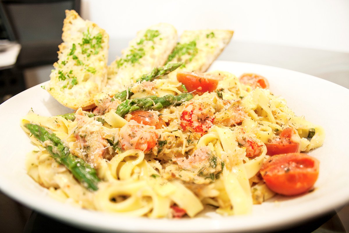 Rustled up this beauty last night. Salmon, crayfish &amp; crab tagliatelle, asparagus, cherry tomato #foodporn <a href="/foodporn/">FoodPorn: The Original</a>
