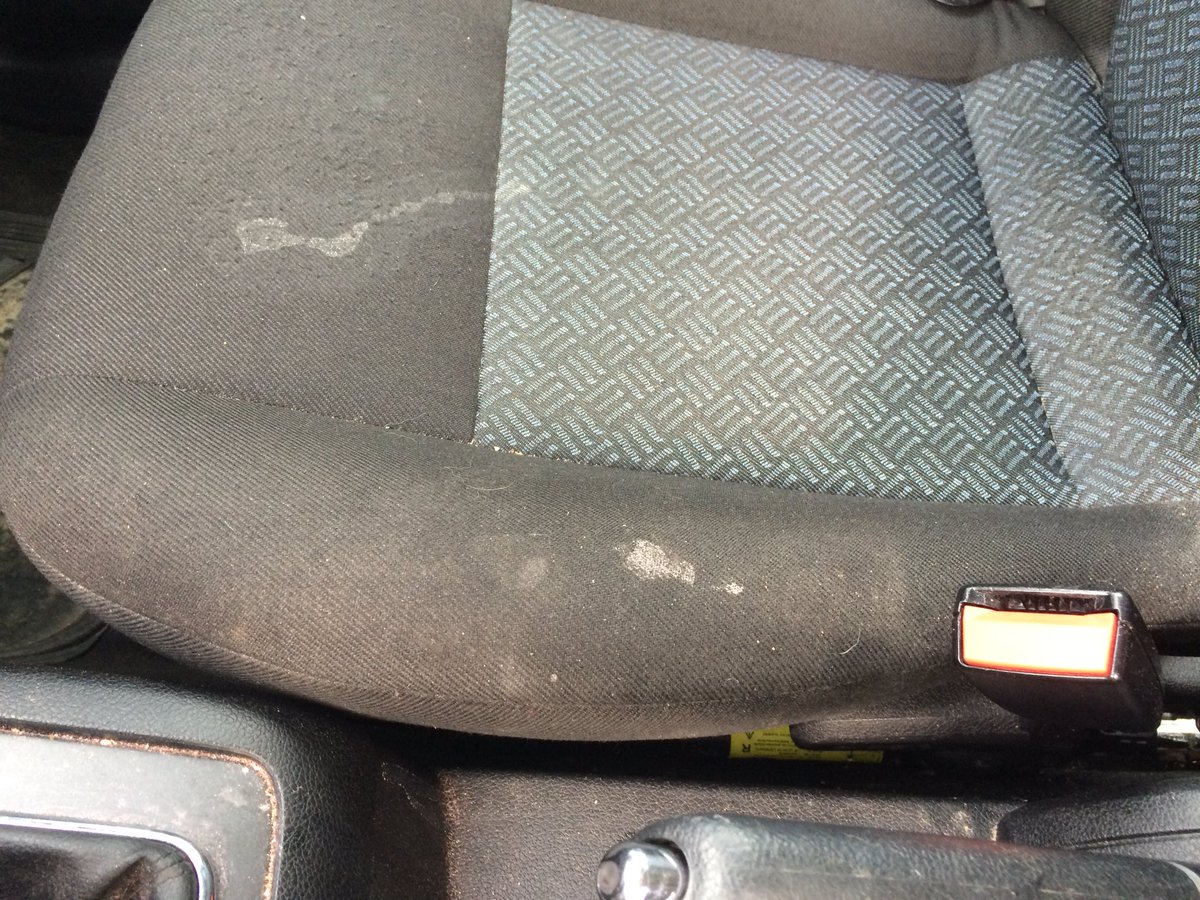strictly_by's tweet image. Used my new toy, Karcher Puzzi, with some Autoglym fabric stain remover to get these seats looking new #cleanseats