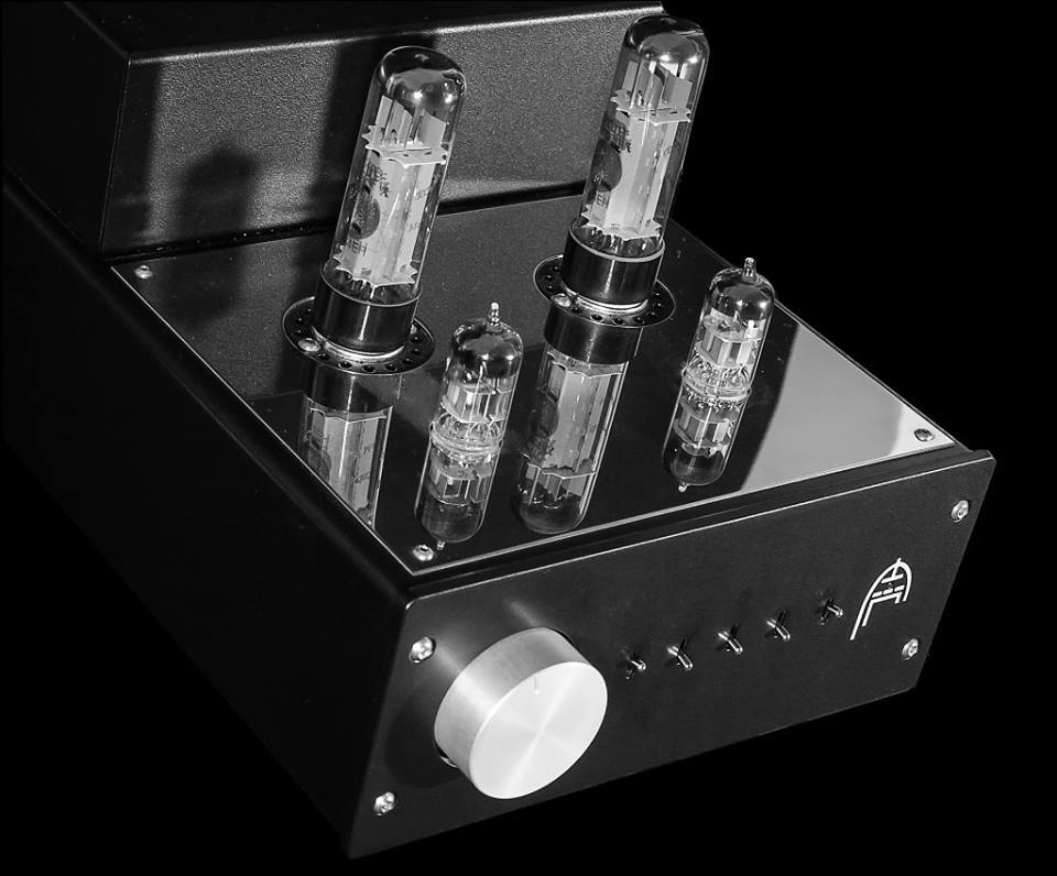 MuratPancaroglu's tweet photo. AUDION, price tag at Sterling Stereo EL34SE as like a used car and also is the most affordable.valve amplifier. https://t.co/3UVaMCzYom