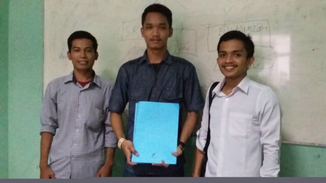 FisipolUir's tweet photo. 16.00 : penyerahan berkas calon Gubernur Fisipol 2016 kepada PPRM Fisipol Uir @mhs_fisipolUIR @MahasiswaRiau_1 https://t.co/oxfmS28VbI