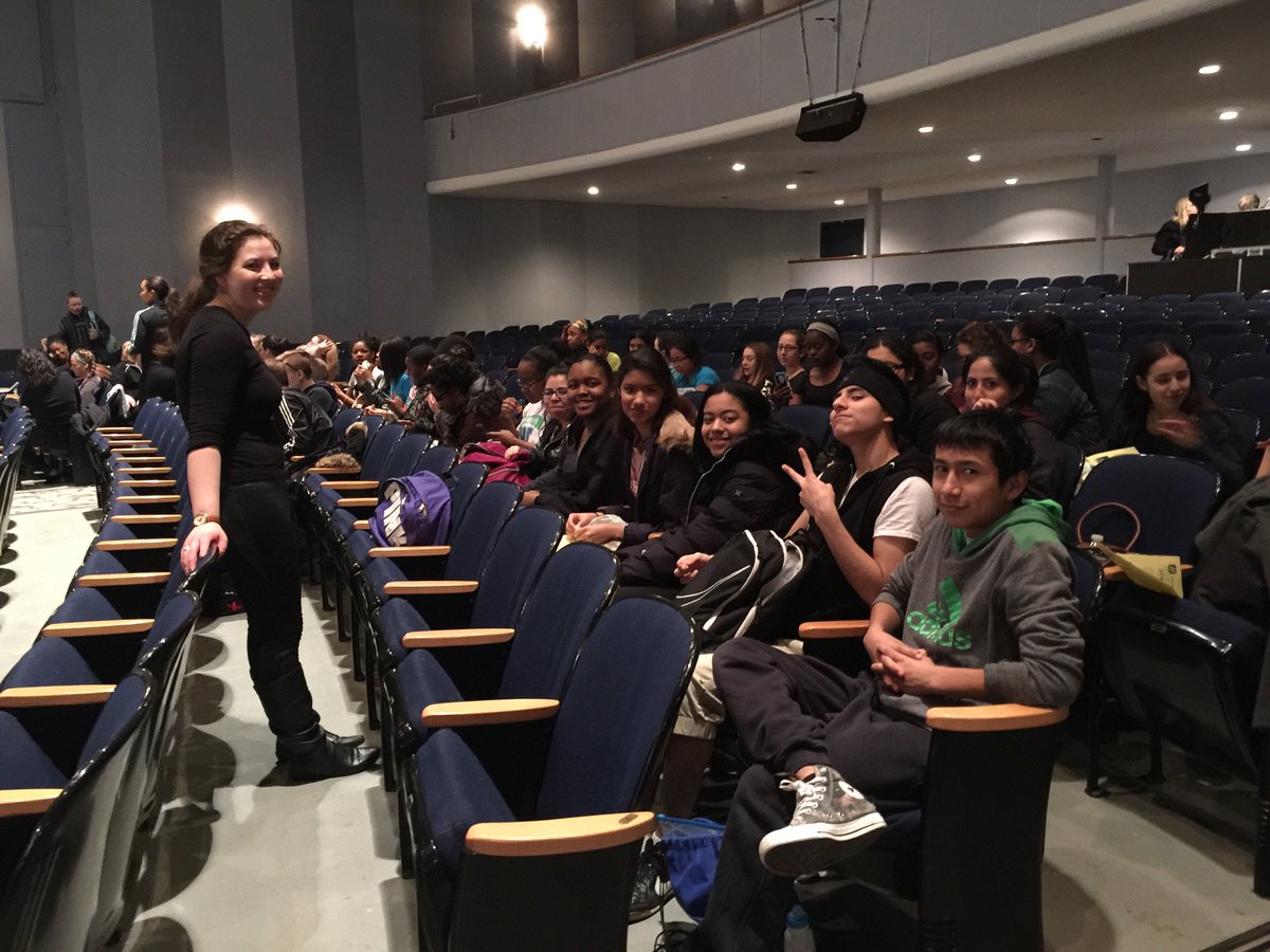 BSHSDance's tweet photo. .@BayShoreHS Ss learn from Fritzlyn Hector,view @HofstraU ballet class,&amp; see an excerpt from upcoming show.#IBDance https://t.co/Wn1NOlrwJ5