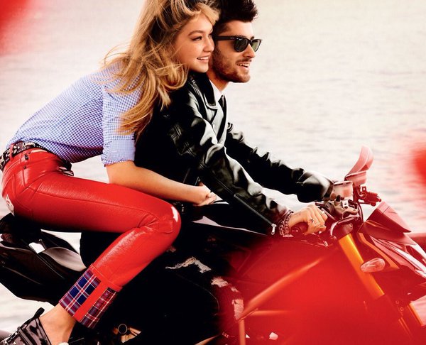 WizdomTweetx's tweet image. zayn and gigi for vogue 🔥🔥