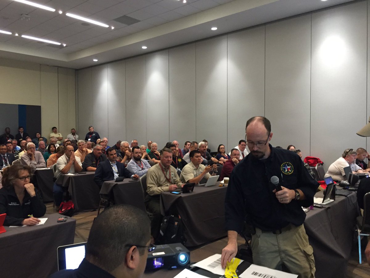 jeffnewbold's tweet photo. @kd5sko going through ETN demonstration at @TDEM #TEMC16 to standing room only. https://t.co/3WKsRK3YwV