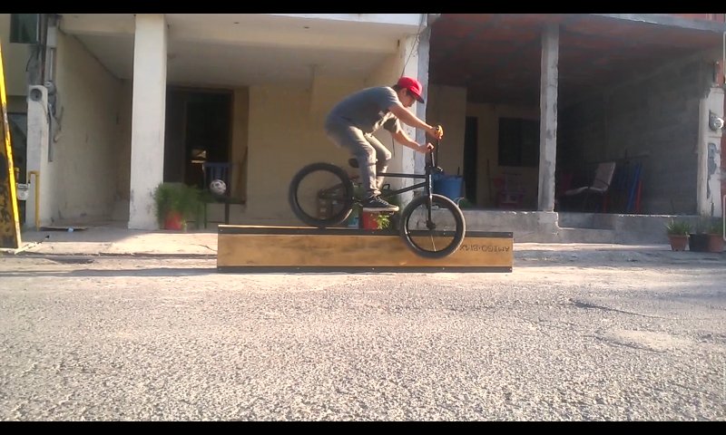 danielbmx5's tweet photo. @CruzEffy @amadoma1 #amigobmx #grindbox https://t.co/yn9G0XkWKv