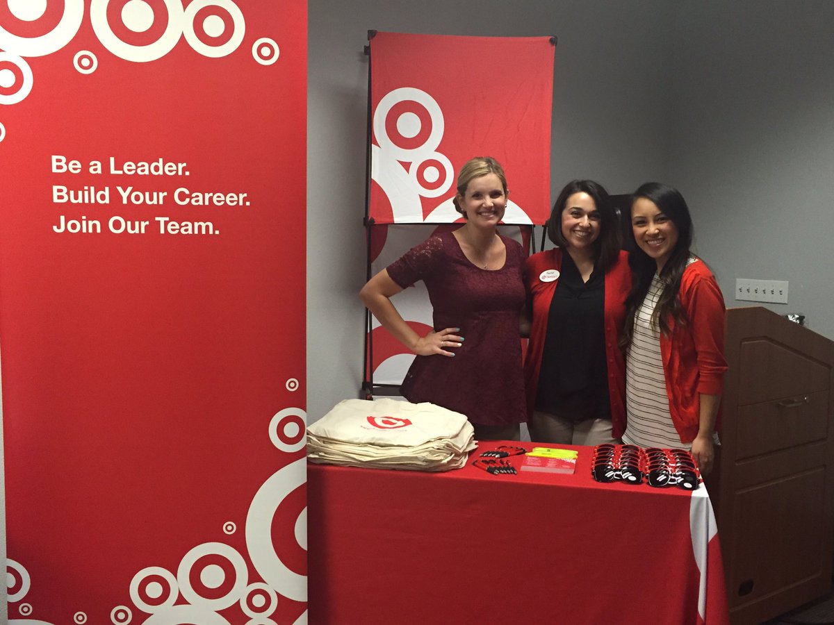 KristenBathan's tweet photo. With @RachelRtgt @RachelNKennedy &amp; Kendra aka #TeamAwesome connecting with @UNLVathletics at the AthleteCareerFair! https://t.co/I3PuU7bwSc
