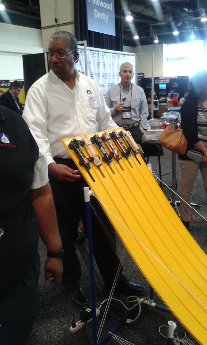 TrainsMagazine's tweet photo. The @ASLRRA pinewood derby is about to kick off at #ASLRRA2016 ! https://t.co/dssjGvN3bn