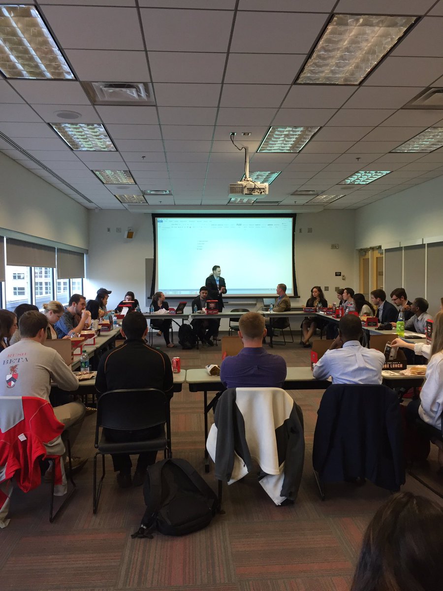 patrick_goth's tweet image. Great to have @RepSteveStivers on campus at Ohio State today talking about financial wellness!