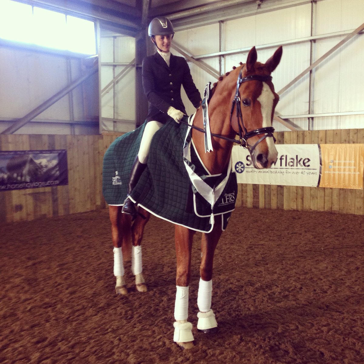 britishdressage's tweet photo. Julie Beckwith and Keystone Washington storm to victory in the @TeamSPILLERS Medium Res FS with a huge 72%! #NAFWC https://t.co/o0BrliTmxC
