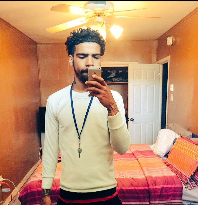 LoudPackOut_'s tweet photo. You gotta be a lion🦁Not a fuckin sheep🐑 https://t.co/KHzjpHAHyE