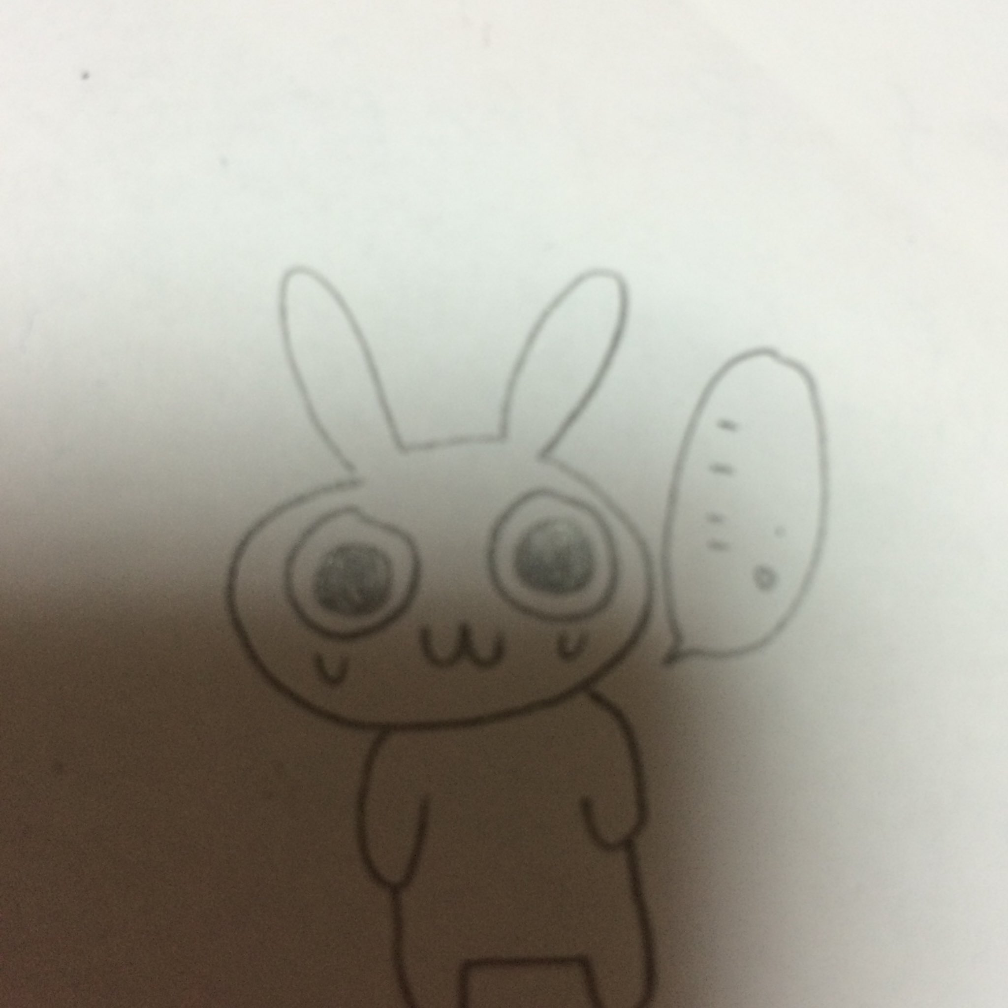 いちみる Y W Y この顔文字人気ない いちみる的にはチョッパーみたいな 手が横についてて棒立ちしてるイメージなんだけどな ぐるめんには汗垂らしたのに見えるらしい T Co Fiuzzrjzvn