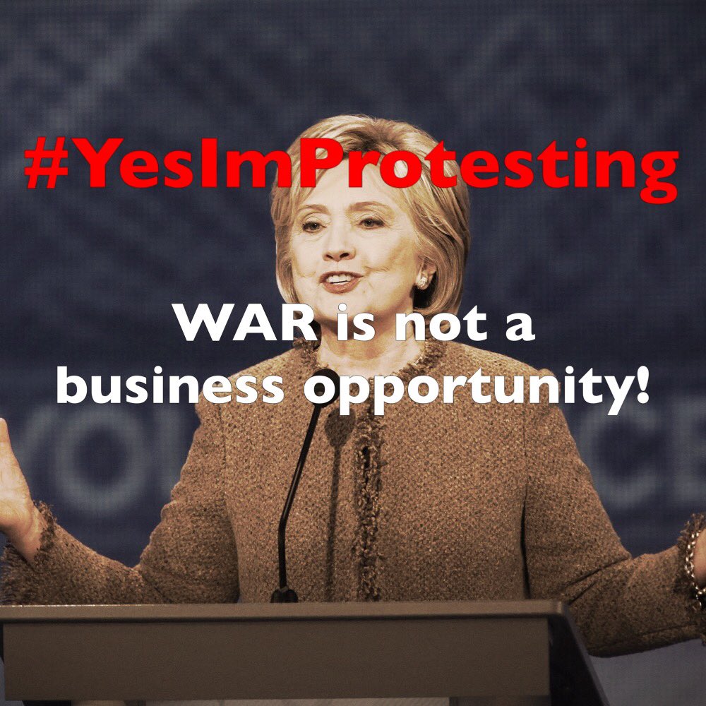 people4bern's tweet image. .@BernieSanders #YesImProtesting War isn&apos;t a damn business opportunity. Our judgement is better than @HillaryClinton
