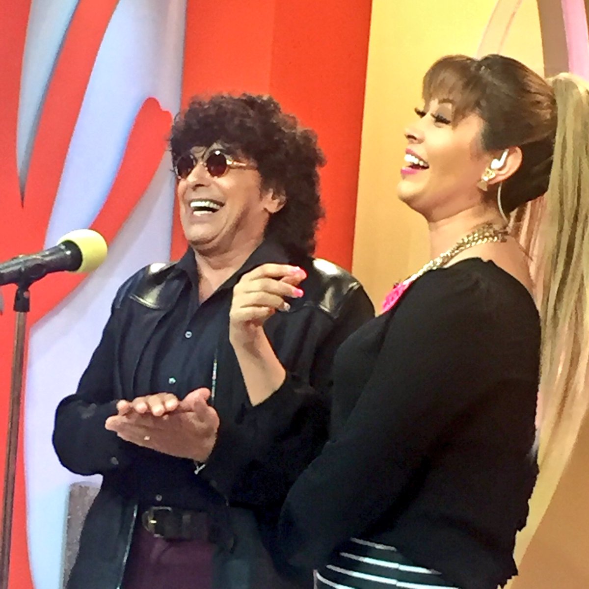 NadiadelaR's tweet image. Con el señorón @laureanobrizu LAUREANO BRIZUELA!! Qué rica platica con este grande de la música @robalderas