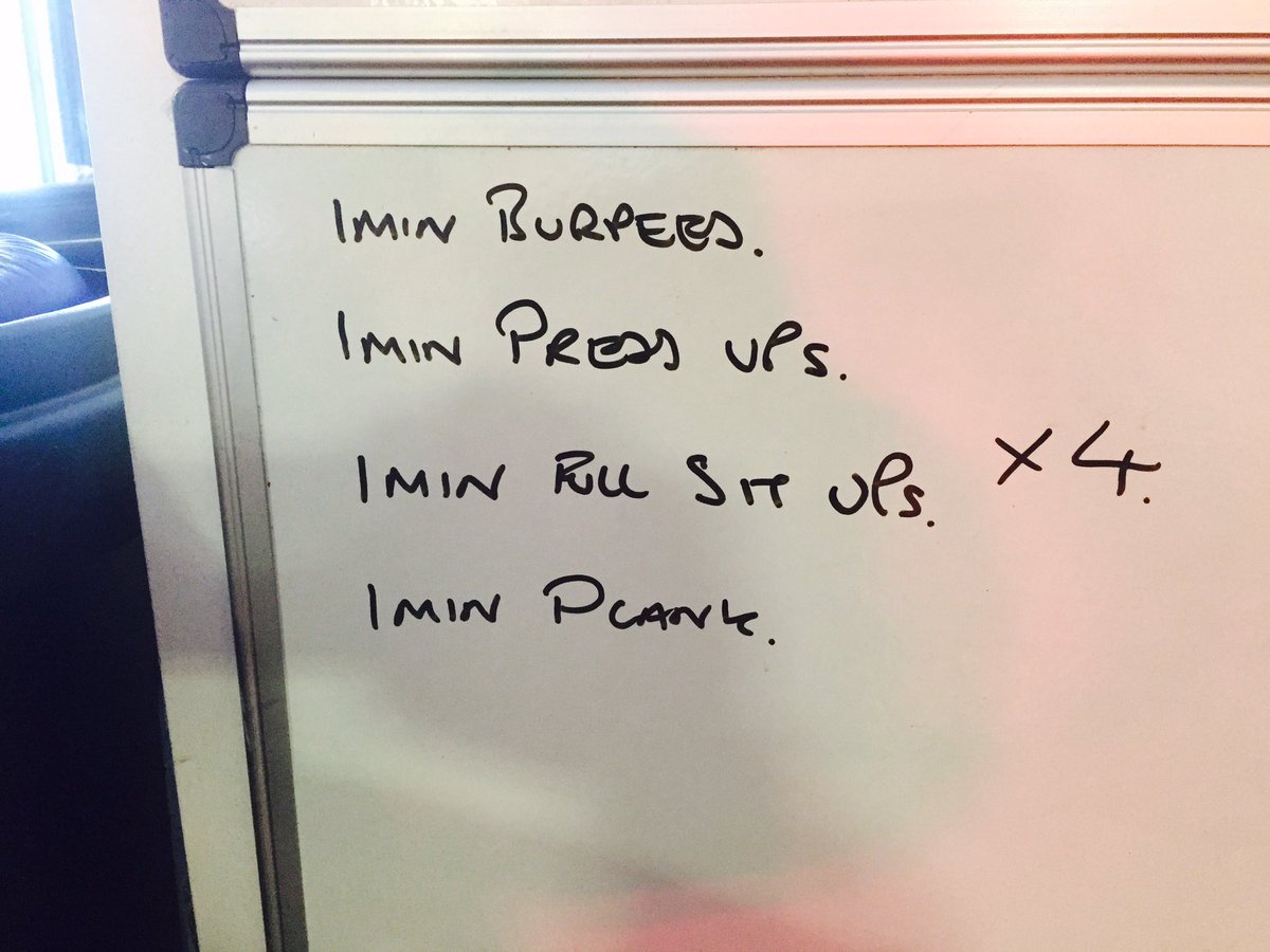 BoxtecPT's tweet photo. After tec then bag work try this little workout #boxing #moulescoomb #brightonpt #fitness #boxtecpt https://t.co/zO9nioLZ1i