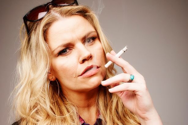 WalkingJody's tweet photo. I think I'm in love 🙌🏽 @RebekahStaton #RaisedByWolves #friggers #Della #wcw ❤️ https://t.co/2SvlthtVmw